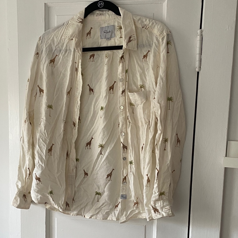 Rails Cream Shirt with Brown Giraffe and Green Palm Motif